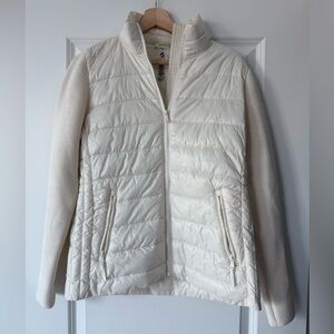 Lou & Grey Cream Quilted Puffer with Knit Sleeves Jacket